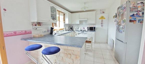 3 bedrooms House in Halluin, France No. 84119 3