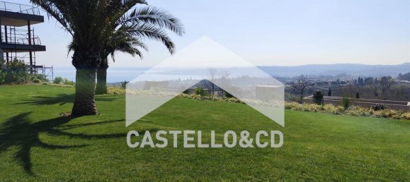 Villa de 4 habitaciónes en Padenghe sul Garda, Italy No. 43439 5