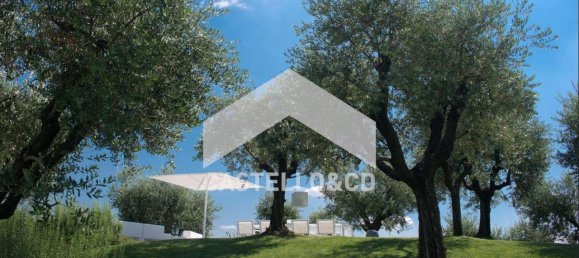 Villa de 4 habitaciónes en Padenghe sul Garda, Italy No. 43439 10