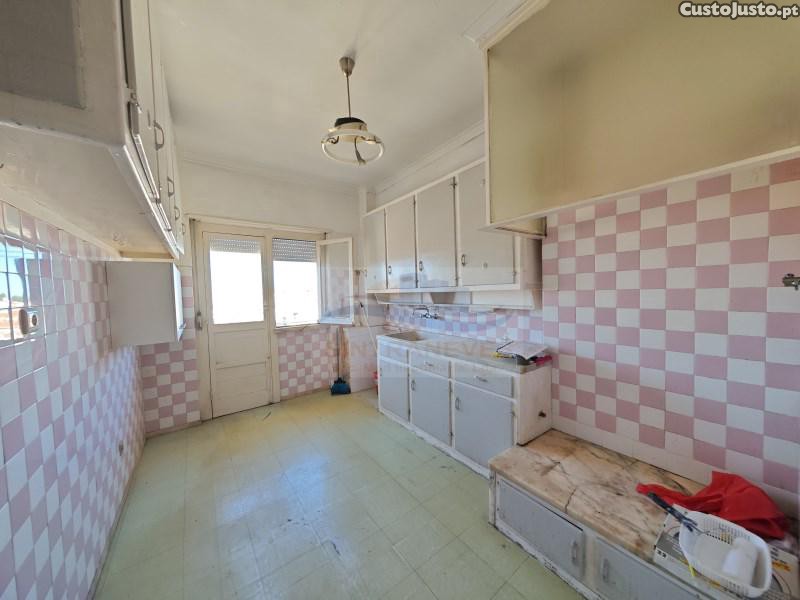 2 Schlafzimmer Wohnung in Odivelas, Portugal, Nr. 349206