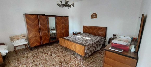 Дом с 10 комнатами в Кастельнуово Магра, Италия № 216824 17