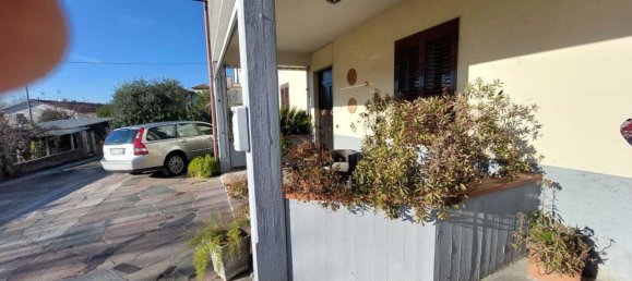 Дом с 10 комнатами в Кастельнуово Магра, Италия № 216824 27