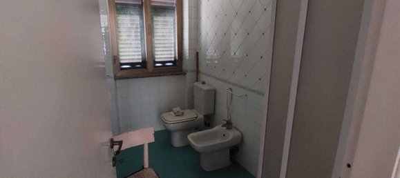 Дом с 10 комнатами в Кастельнуово Магра, Италия № 216824 18