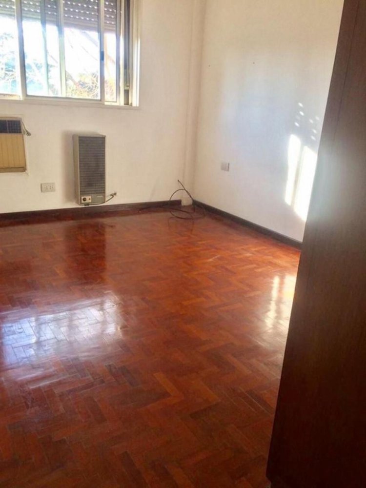 2 bedrooms Apartment in Tres de Febrero, Argentina No. 9495