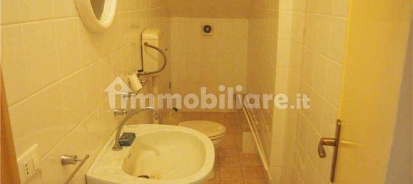 Imóvel comercial de 5 divisões em Petrosino, Italy N.º 81025 7