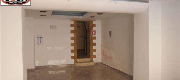 Imóvel comercial de 5 divisões em Petrosino, Italy N.º 81025 3