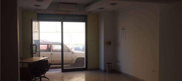 Imóvel comercial de 5 divisões em Petrosino, Italy N.º 81025 2