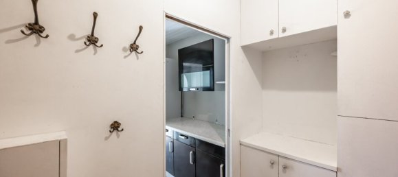 3 rooms Penthouse in Favoriten, Austria No. 37762 4