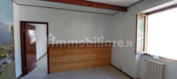 Villa de 4 dormitorios en Arezzo, Italy No. 209554 4