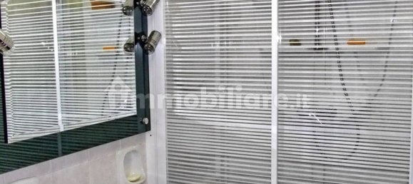 Villa de 4 dormitorios en Arezzo, Italy No. 209554 13