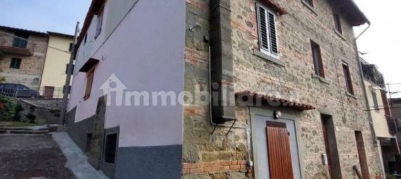 Villa de 4 dormitorios en Arezzo, Italy No. 209554 21