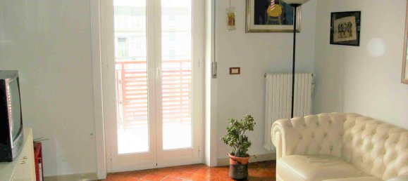 4 rooms Apartment in Modugno, Italy No. 158776 2