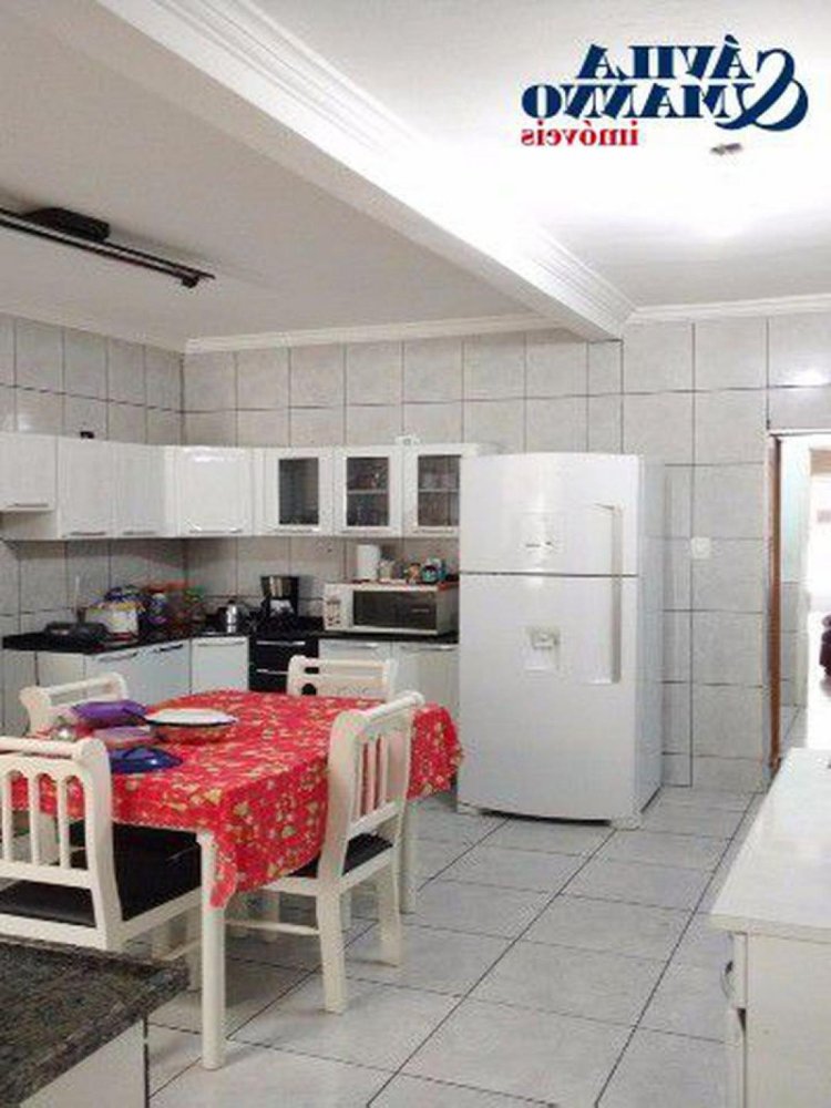 Casa de 2 dormitorios en Sao Paulo, Brazil No. 598232