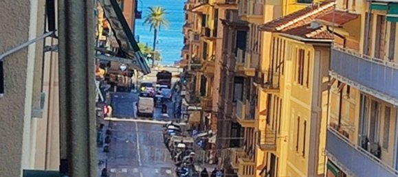 3 rooms Apartment in Rapallo, Italy No. 193986 3