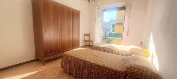 3 rooms Apartment in Rapallo, Italy No. 193986 9