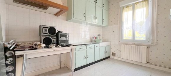 5 bedrooms House in Saint-Nazaire, France No. 100876 9