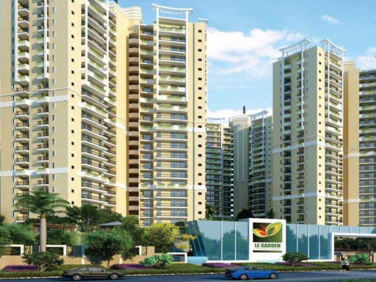 Casa T3 em Noida, India N.º 67290