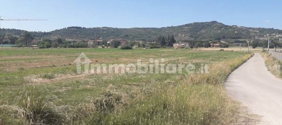  مستودع في Magione, Italy 50متر مربع رقم 143723 4