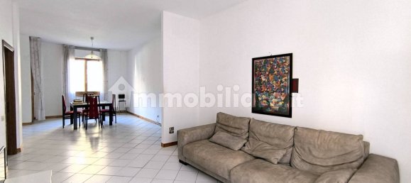 2 bedrooms Apartment in Florence, Italy No. 207478 4