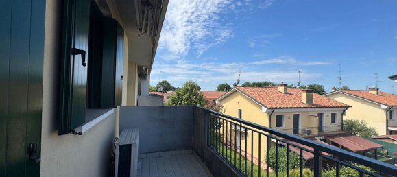 3 rooms Apartment in Chiarano, Italy No. 263905 30