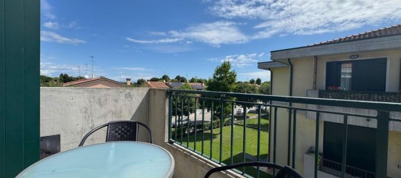 3 rooms Apartment in Chiarano, Italy No. 263905 2