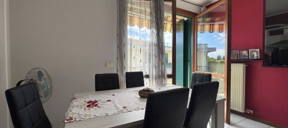 3 rooms Apartment in Chiarano, Italy No. 263905 8