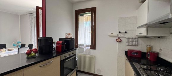 3 rooms Apartment in Chiarano, Italy No. 263905 17