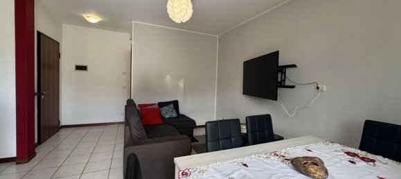 3 rooms Apartment in Chiarano, Italy No. 263905 15