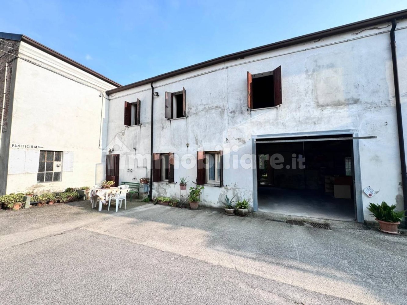 3 Schlafzimmer Haus in Castelguglielmo, Italy, Nr. 351117