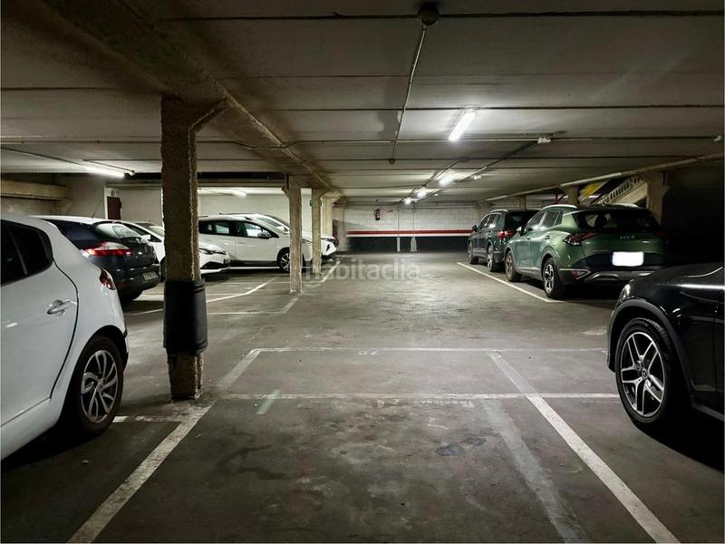 Парковка 12м² в Сан-Марти, Испания № 240986