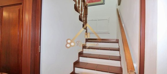 Квартира с 4 спальнями в Кастельнуово Рангоне, Италия № 377037 19