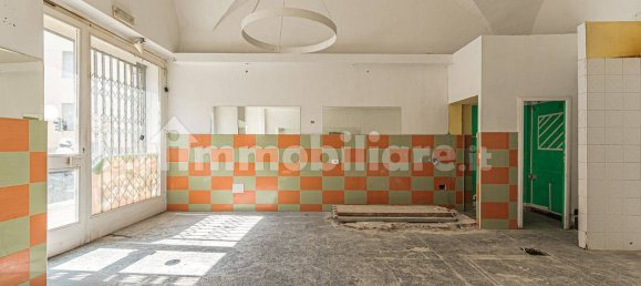 2 bedrooms Apartment in Pistoia, Italy No. 267471 3