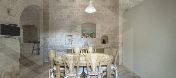 9 rooms Villa in Monopoli, Italy No. 17848 2