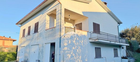 Villa de 6 dormitorios en Bagnoregio, Italy No. 379671 13