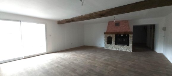 Casa de 3 dormitorios en Thesee, France No. 249038 10