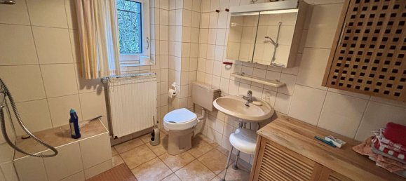 8-salle Bâtiment à Oberbergischer, Germany No. 163900 10