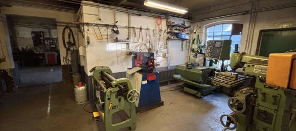 8-salle Bâtiment à Oberbergischer, Germany No. 163900 25