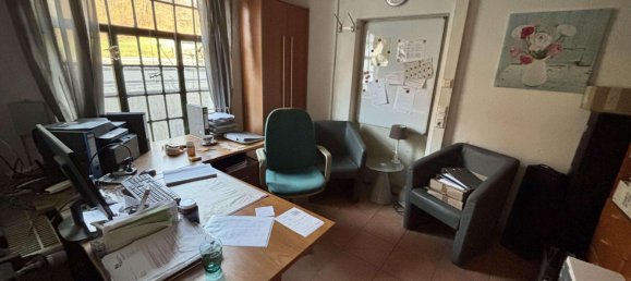 8-salle Bâtiment à Oberbergischer, Germany No. 163900 23