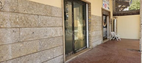 Gewerbliche Immobilie in Anzio, Italy 40m², Nr. 155750 3
