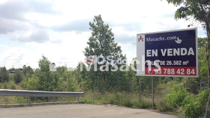  Land in Girona, Spain No. 206041