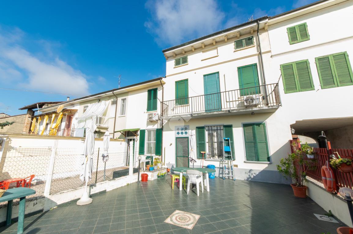 5 rooms House in Valmacca, Italy No. 14732