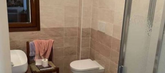 Apartamento T6 em Mirandola, Italy N.º 95972 8