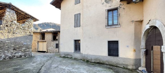 Casa de 6 dormitorios en Ome, Italy No. 162039 88