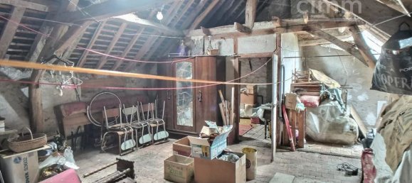 Casa de 2 dormitorios en Denee, France No. 99046 29