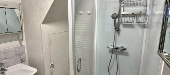 Casa de 2 dormitorios en Denee, France No. 99046 23