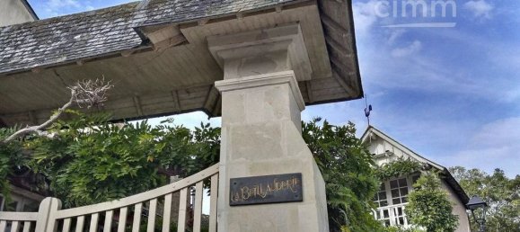 Casa de 2 dormitorios en Denee, France No. 99046 3