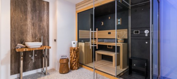 4 bedrooms Villa in Marbella, Spain No. 123818 10