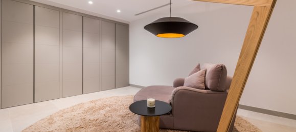 4 bedrooms Villa in Marbella, Spain No. 123818 12