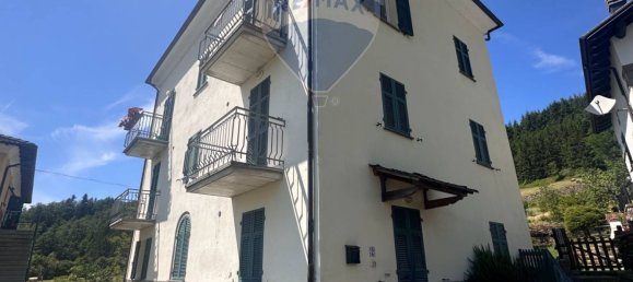 5 rooms Apartment in Santo Stefano d'Aveto, Italy No. 58098 3