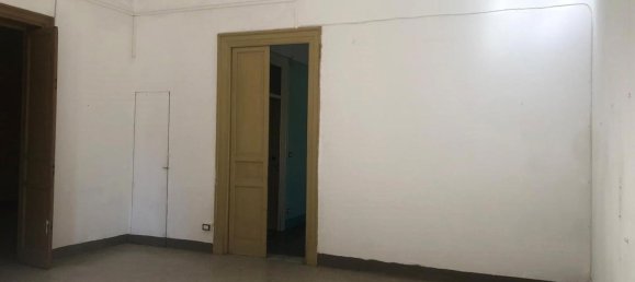 Apartamento de 4 habitaciónes en Palermo, Italy No. 131071 12